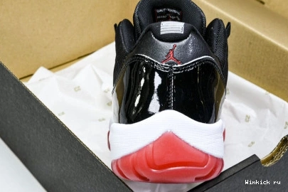 11 Air Low Jordan “Bred” 1209